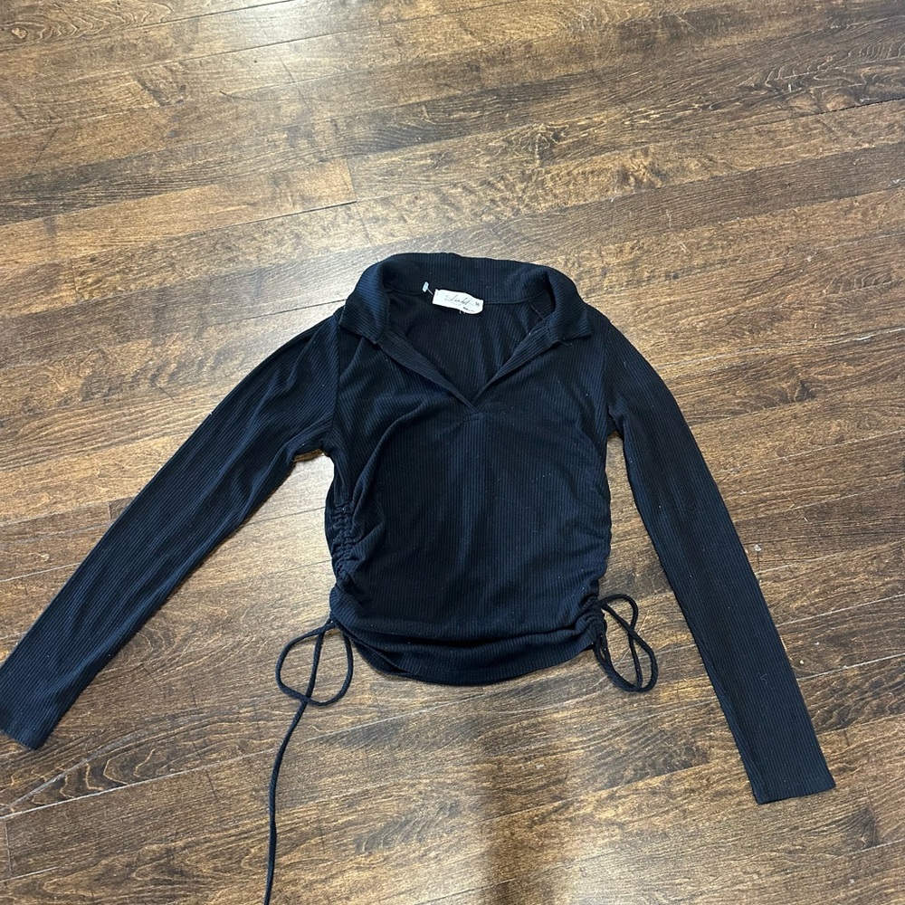 Black Collared Long Sleeve Ribbed Top with Ruched Drawstring Sides Medium